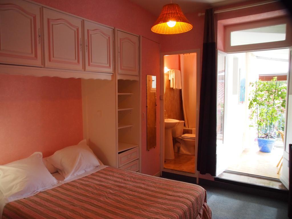 Hotel Emma Calve Millau Oda fotoğraf